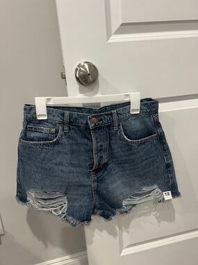 Arizona Jean Company Distressed Dark Blue Denim Shorts